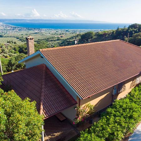 Villa La Casa Di Nonna à Lamezia Terme Extérieur photo