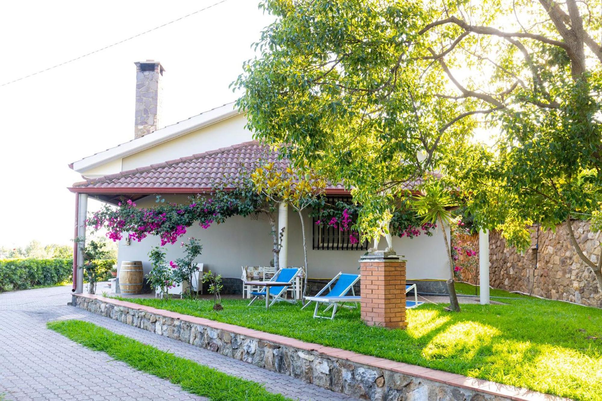Villa La Casa Di Nonna à Lamezia Terme Extérieur photo